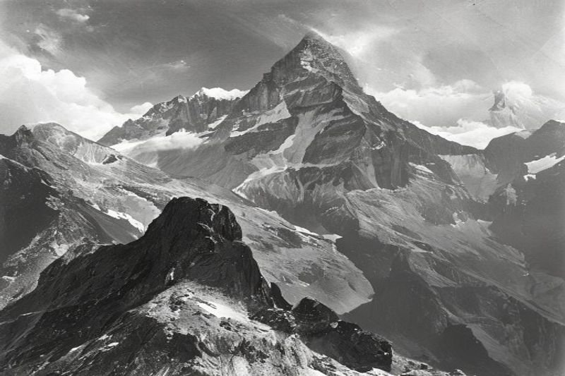 Face Nord Eiger 1936 : Analyse technique du désastre