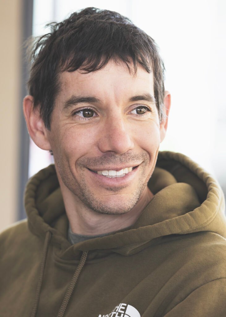 Alex Honnold, grimpeur, photographié en 2022