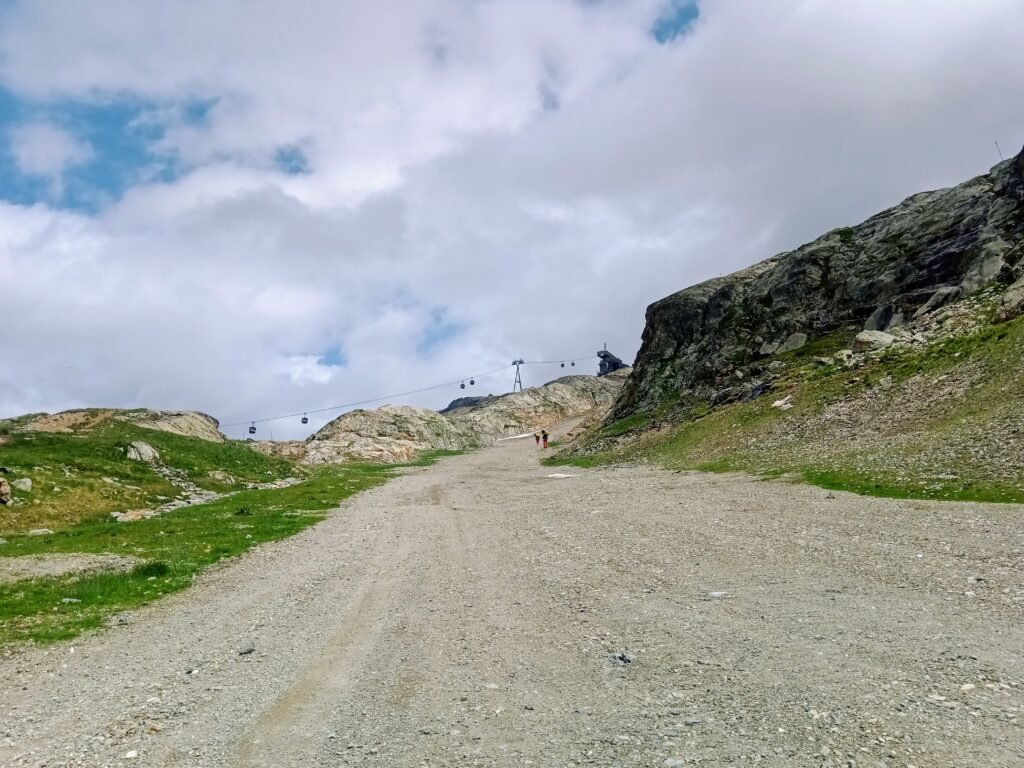 Piste de ski de l'Alpe d'Huez utilisée en été