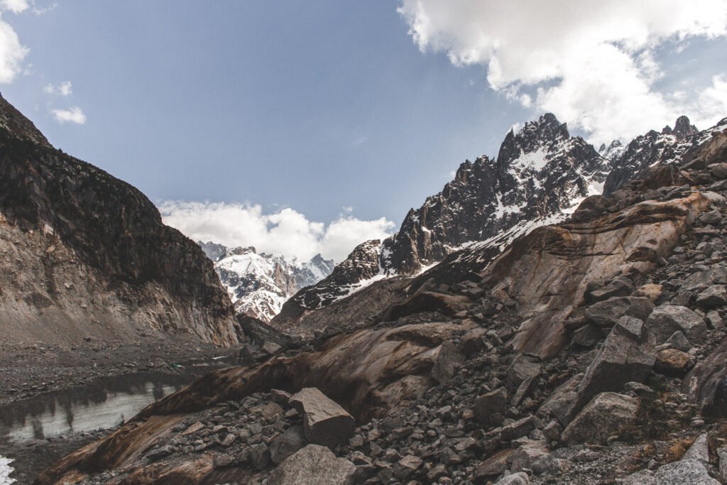 Paysage hivernal dans les Alpes françaises