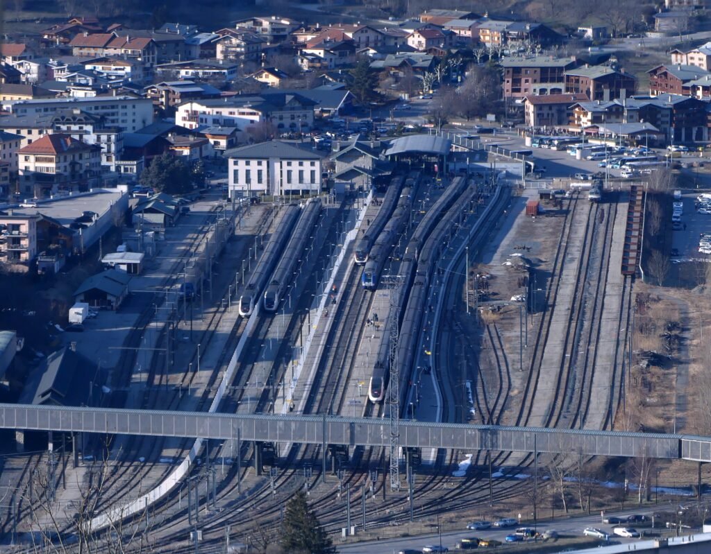 Gare de Bourg-Saint-Maurice vue depuis Les Arcs