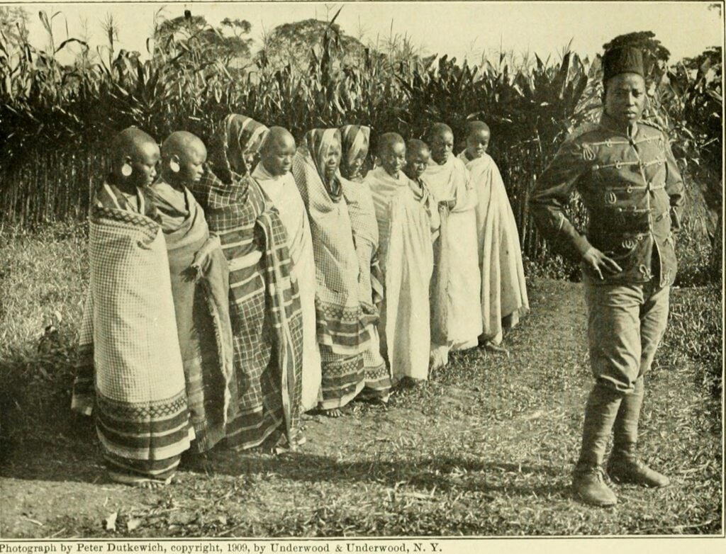 Illustration tirée d'un récit d'exploration et de chasse dans la région du Kilimandjaro à l'époque coloniale