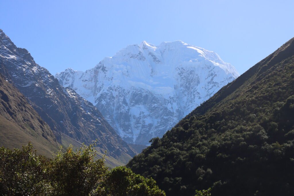 Le Nevado Humantay et sa lagune glaciaire, site sacré andin près du Salkantay